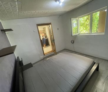 Casa de inchiriat, Micro 17 - curte spatioasa, loc de par... - Fotografie 2