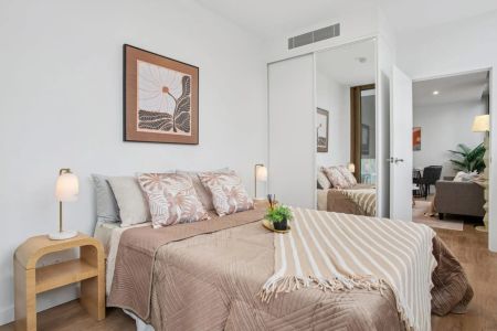 Unfurnished Inner-City Luxury Apartment at The Cullinan - Photo 3