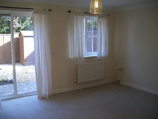 2 bedroom house to rent - Photo 1