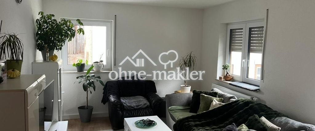 schön geschnittene Zwei-Zimmer-Wohnung inklusive Einbauküche - Photo 1