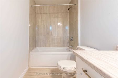 For Lease - 3142 Turner Crescent, London South, Ontario - Photo 3