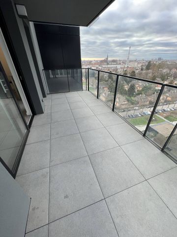 Appartement 2 pièces de 46.44m² au 12 ème étage avec balcon et parking à louer à Strasbourg (67000) | Wacken - Photo 2