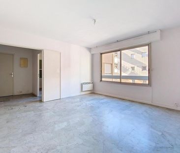 Location Appartement 2 pièces 53m² PERPIGNAN 66000 - Photo 3
