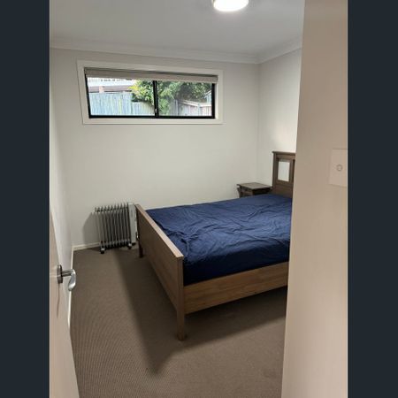 Meadowbank renovated 2 bed 1 bath $600 - Photo 3