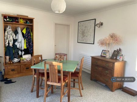 2 bedroom bungalow to rent - Photo 5