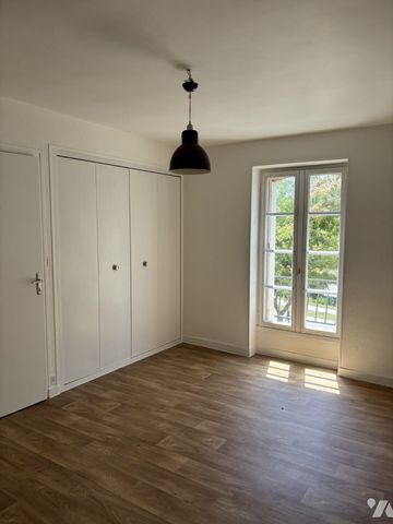 MAISON DE VILLE - CHATEAUGIRON - Photo 3