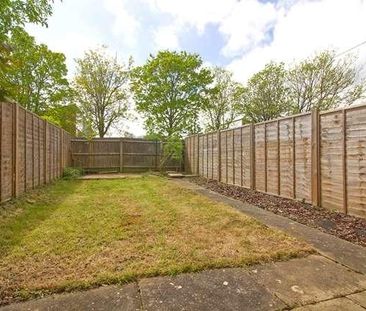 Bedroom Maisonette - Close To Stony Stratford, MK11 - Photo 1