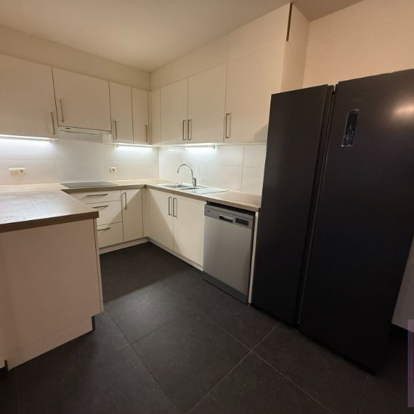 2 slaapkamer appartement met terras + garage in centrum van Geel - Photo 1