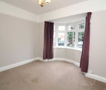 3 bedroom semi-detached bungalow to rent - Photo 5