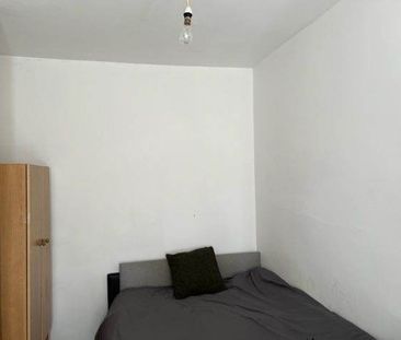 Room in a Shared House, Henbury St, M14 - Photo 2