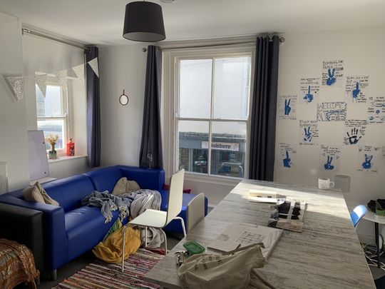 Arwenack Street - Falmouth - Photo 1