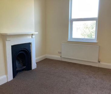 3 bedroom detached house to rent - Photo 2