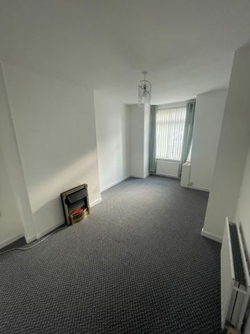 8 Foxglove Street, Belfast BT54SQ - Photo 5