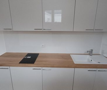 location Appartement T1 DE 33.23m² À PARIS - Photo 2
