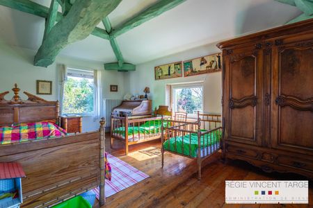 Location Maison 10 pièces 340m² DARDILLY 69570 - Photo 5