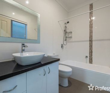 3-Bedroom Villa with Modern Elegance - Photo 3