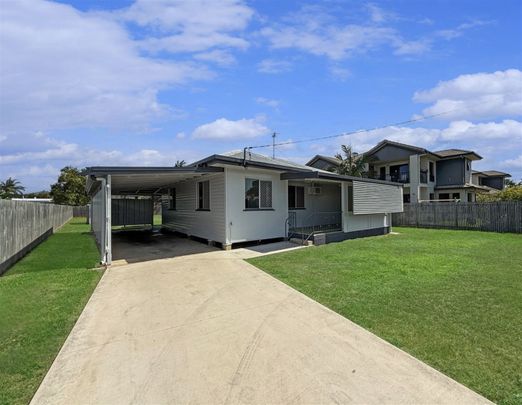 28 Camp Street, Mundingburra QLD 4812 - House For Rent | Domain - Photo 1