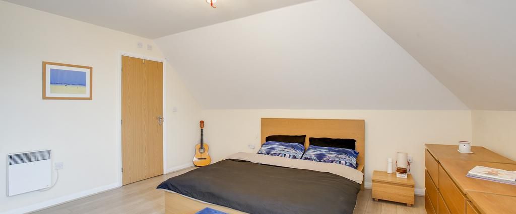 1 bedroom in a house share to rent - Photo 1