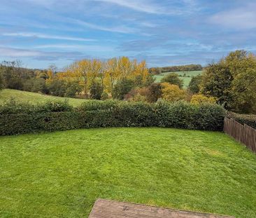 4 bedroom detached house to rent - Photo 1