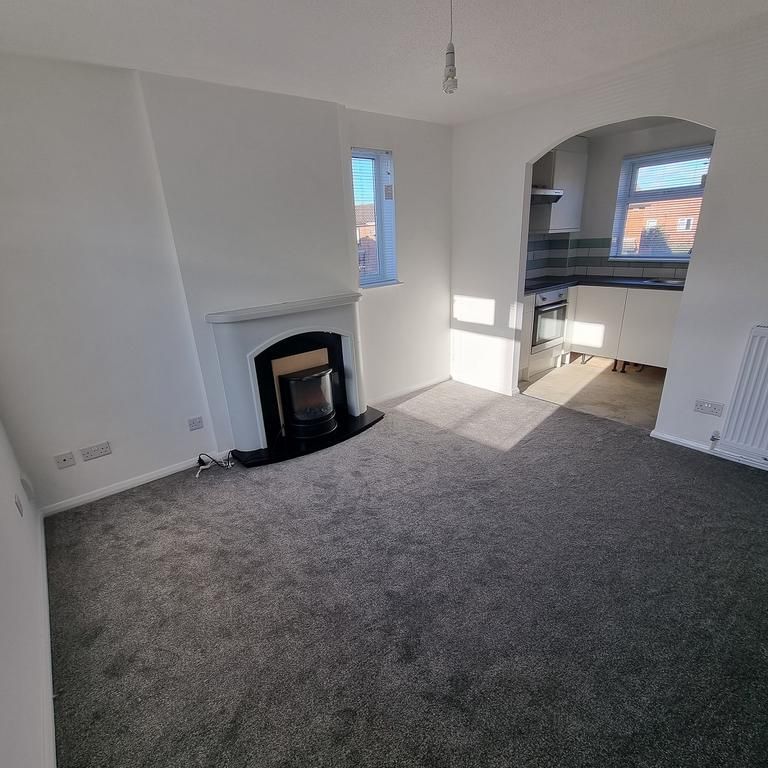 1 bedroom semi-detached house to rent - Photo 1