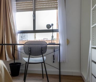 Carrer de Reig Genovés, Valencia, Valencian Community 46019 - Photo 2