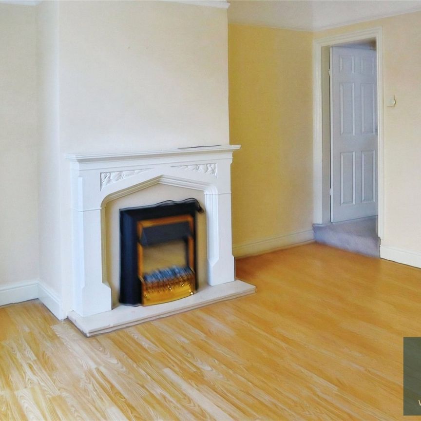 Frances Street, Brighouse, HD6 - Photo 1