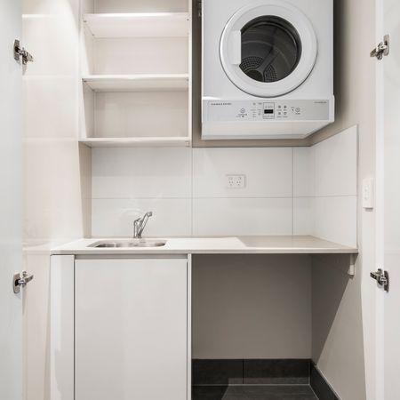 Essential worker affordable housing - 20% under market rent - Photo 4