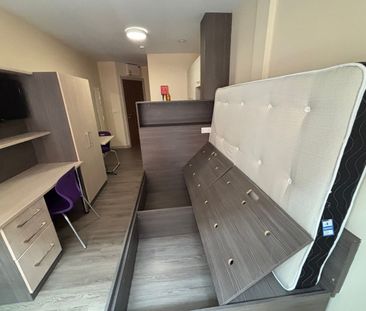 Studio Flat, Halley House, NG1 - Photo 5