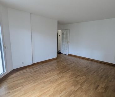 location Appartement T2 DE 54.2m² À ISSY LES MOULINEAUX - Photo 2