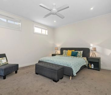 CHARMING LOCATION - LOVELY 4 BEDROOM HOME - Photo 5