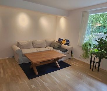 2½ Zimmer-Wohnung in Zürich - Kreis 2 Wollishofen, möbliert, auf Zeit - Photo 2