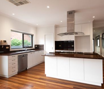 BRILLIANT MODERN FAMILY HOME ON CORNER BLOCK - Photo 5