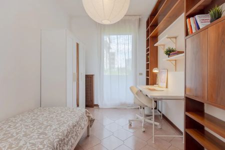 Via Urbino, Padova, Veneto 35142 - Photo 3