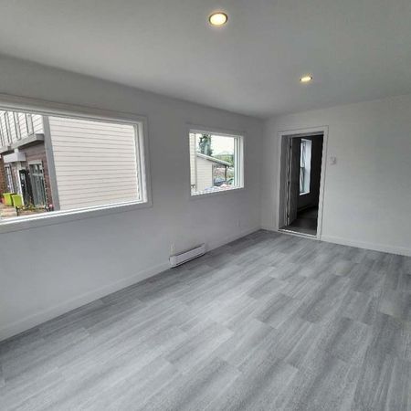 Grand 3 ½ rénové – TOUT INCLUS – Centre-ville de Salaberry-de-Valleyfield pour juillet 2026 OU AVANT - Photo 4