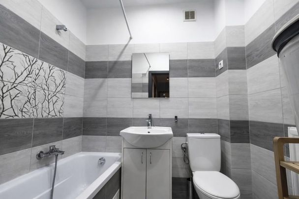 Komfortowe 2 pokoje w Knurowie 36.89 m² - Photo 1
