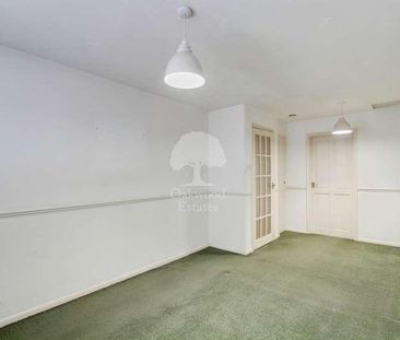 Darwin Road, Langley, SL3 - Photo 1