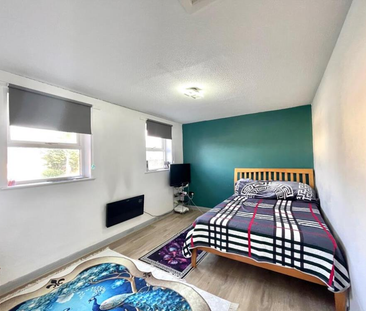 Union Street, Boston - Photo 2