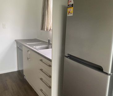 Freshly Updated Family Home in Prime Burnside Location - Photo 3