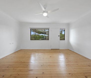 Freshly Renovated Coastal Home - Lawn Maintenance Included - Photo 1