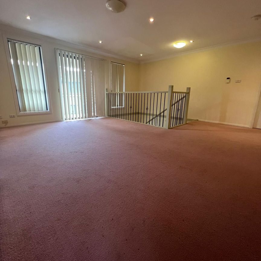 Massive House Size Townhouse - Photo 1