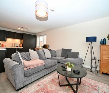 Apt 5, 39 Dundela Crescent, Belfast, BT4 3BN - Photo 4