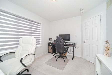 For Lease - 1109 Baltic Lane, Pickering, Ontario - Photo 5