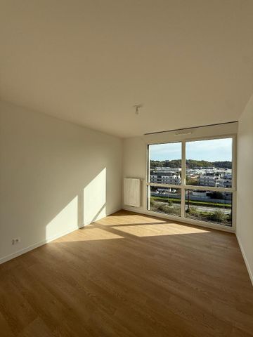 Location Appartement 4 pièces 90m² BORDEAUX 33100 - Photo 3