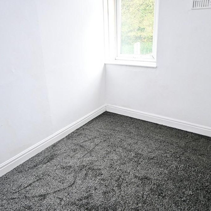 2 bedroom end of terrace house to rent - Photo 1
