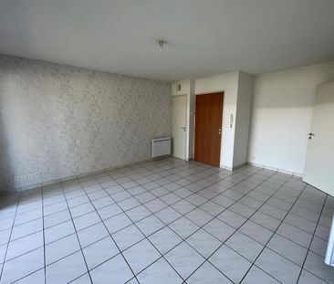 Location appartement studio 1 pièce 29 m² à Luc-la-Primaube (12450) - Photo 2