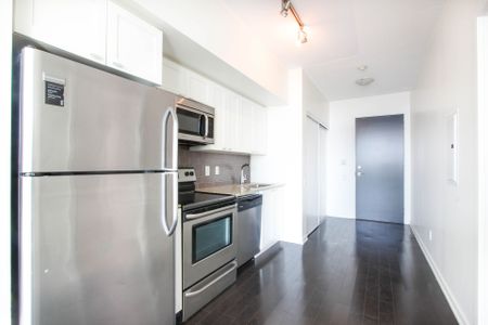For Lease - 105 The Queens Way Unit# 3309, Toronto, Ontario - Photo 3