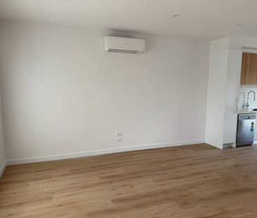 MODERN LIVING AT ITS BEST - Photo 2