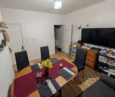 4 Bed Semi-Detached House, Southampton St, RG1 - Photo 3