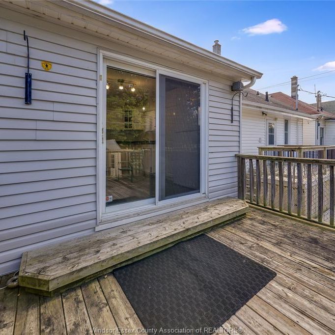 For Lease - 2024 OTTAWA Street Unit# BACK, Windsor, Ontario - Photo 1