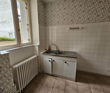 Location Appartement 3 pièces 56m² LE CREUSOT 71200 - Photo 5